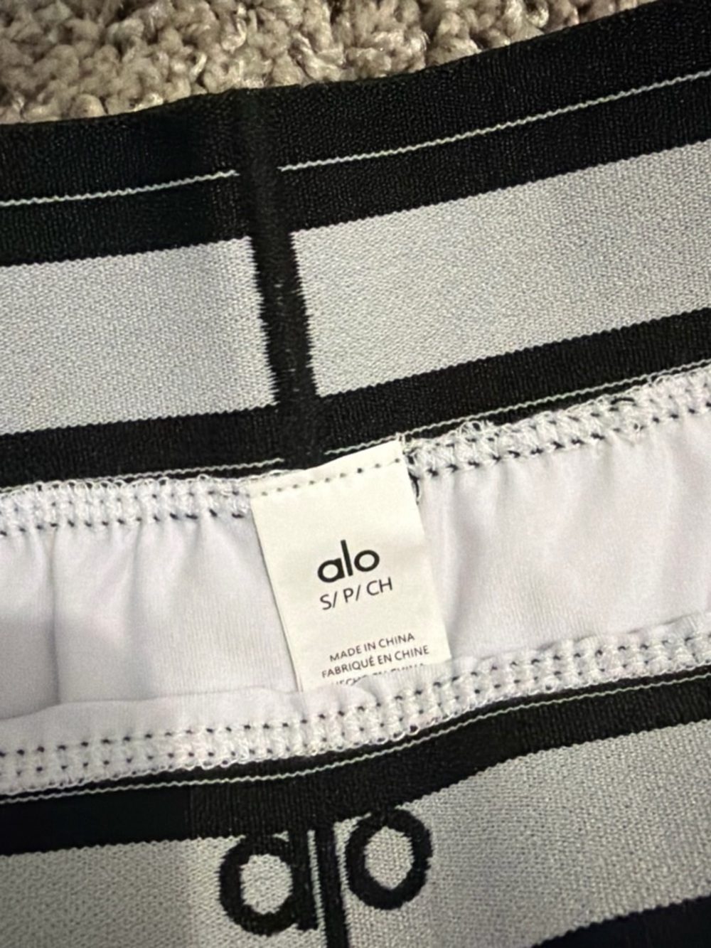 ALO Yoga White Mini Skirt with Black Elastic Waistband - Picture 4 of 4